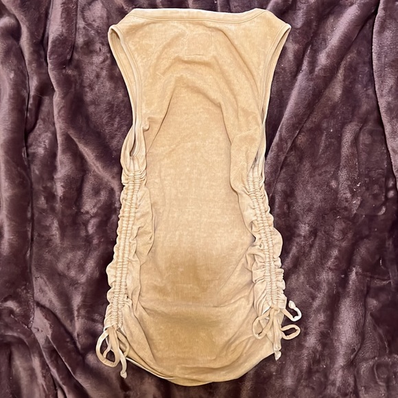 CHASER - beige muscle tank top with ruched detail size small - Picture 3 of 14